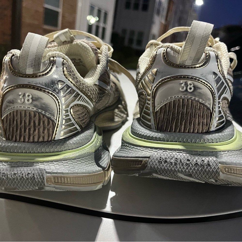 Balenciaga Sneakers - Picture 2 of 5